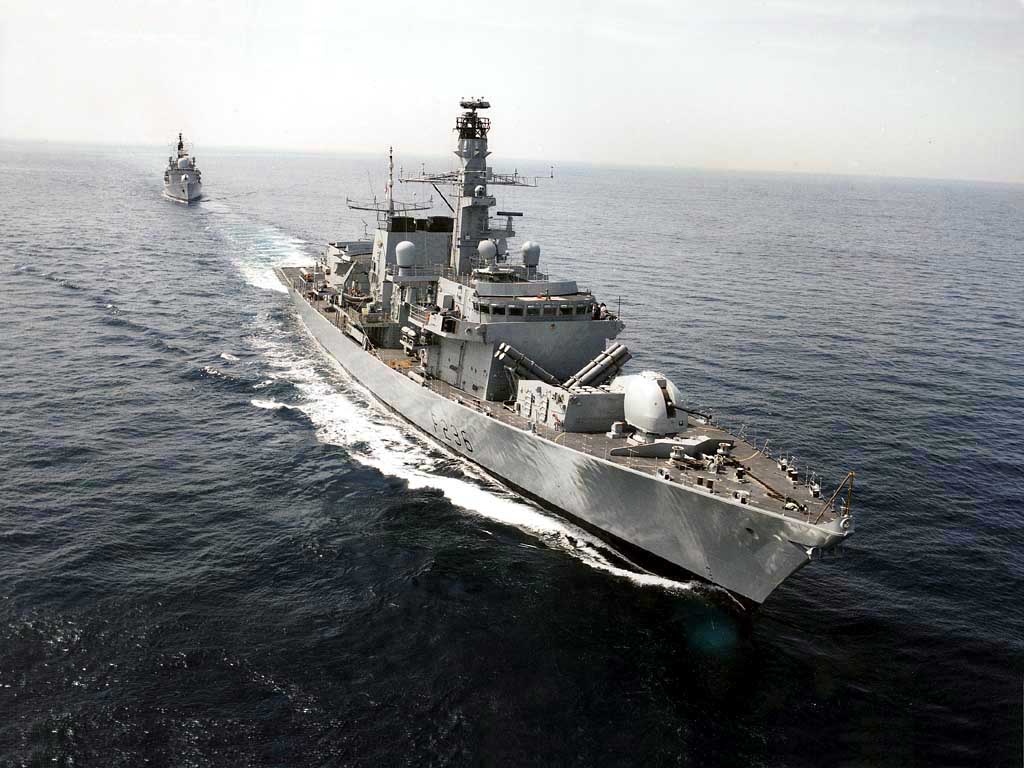 militaria - statki - Royal_Navy-HMS_Montrose_2