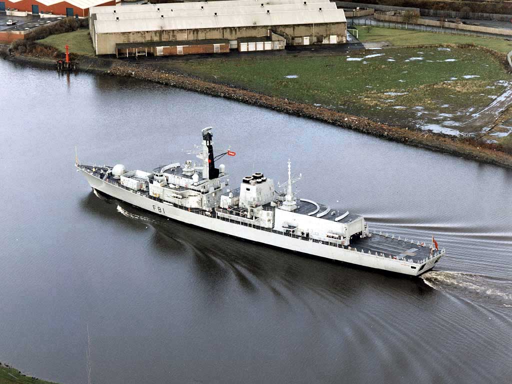 militaria - statki - Royal_Navy-HMS_Sutherland_2